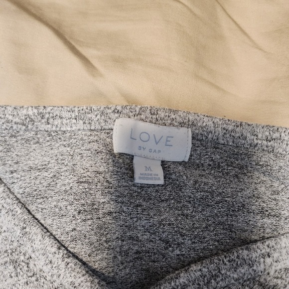 LOVE by GAP Gray Ribbed Button-Front Cardigan - Picture 8 of 8